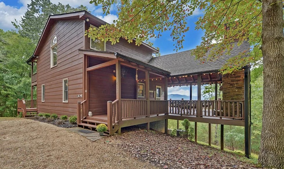 Sky Reach Cabin in Ellijay, Georgia — cabin rental photo 18